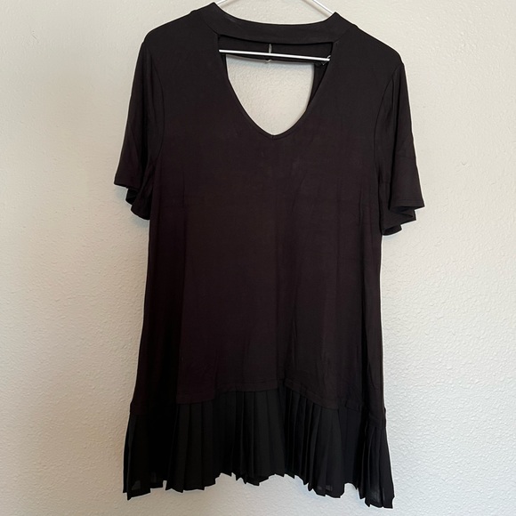 Cable & Gauge Tops - Cable & Gauge NWT Black Blouse- Size L